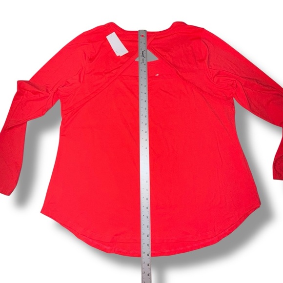 NWT LANE BRYANT LIVI Wicking Cut-Out Back Top - Coral 18/20 - Picture 13 of 16